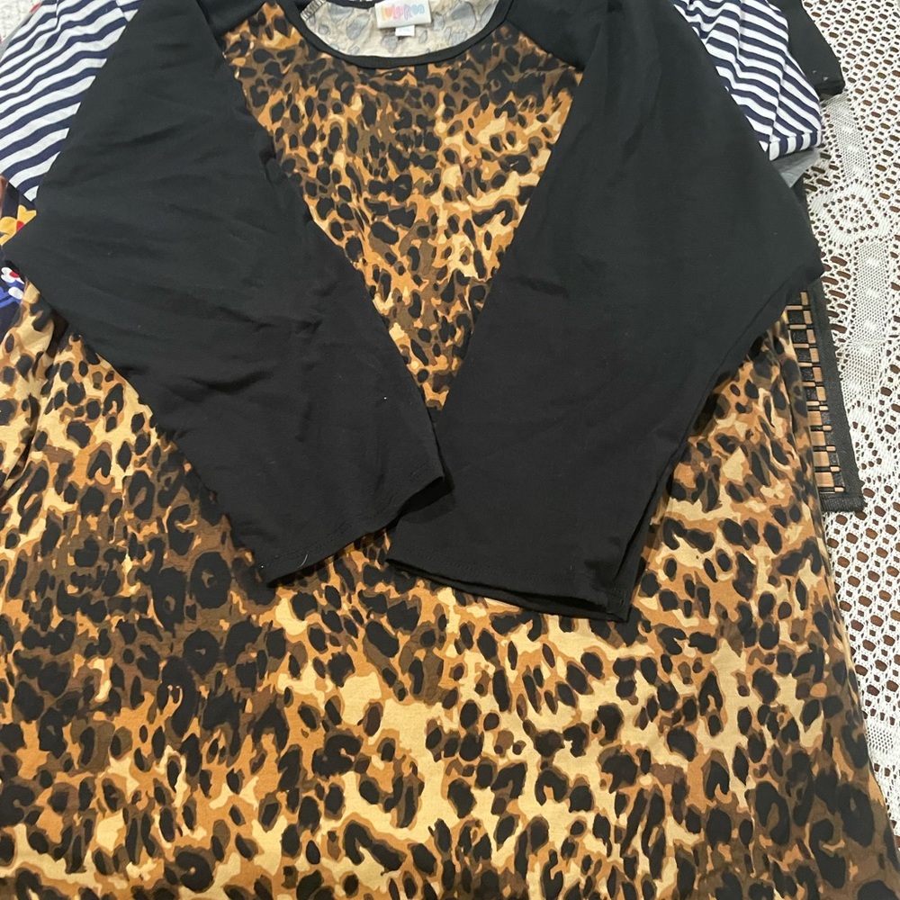 Randy leopard print top lularoe